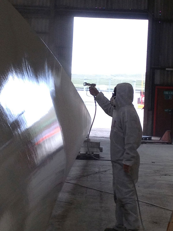 renewable-wind-turbines-blade-refurbishment-respray renewable-wind-turbines-blade-refurbishment-respray